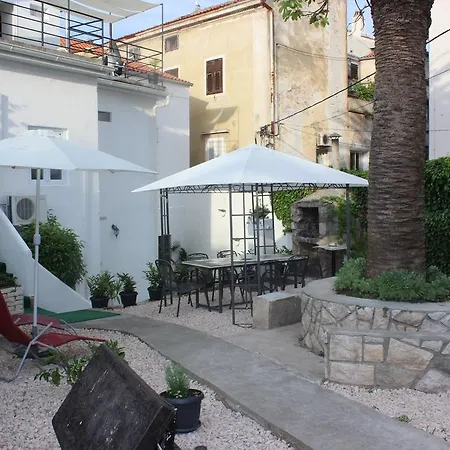 Apartments Petra 23 Mali Losinj Exterior photo